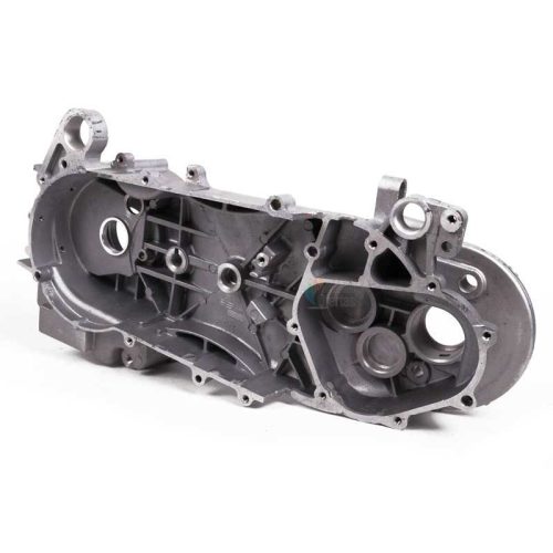 COMPONENTE IZQUIERDO DE CARTER CS125, XS125