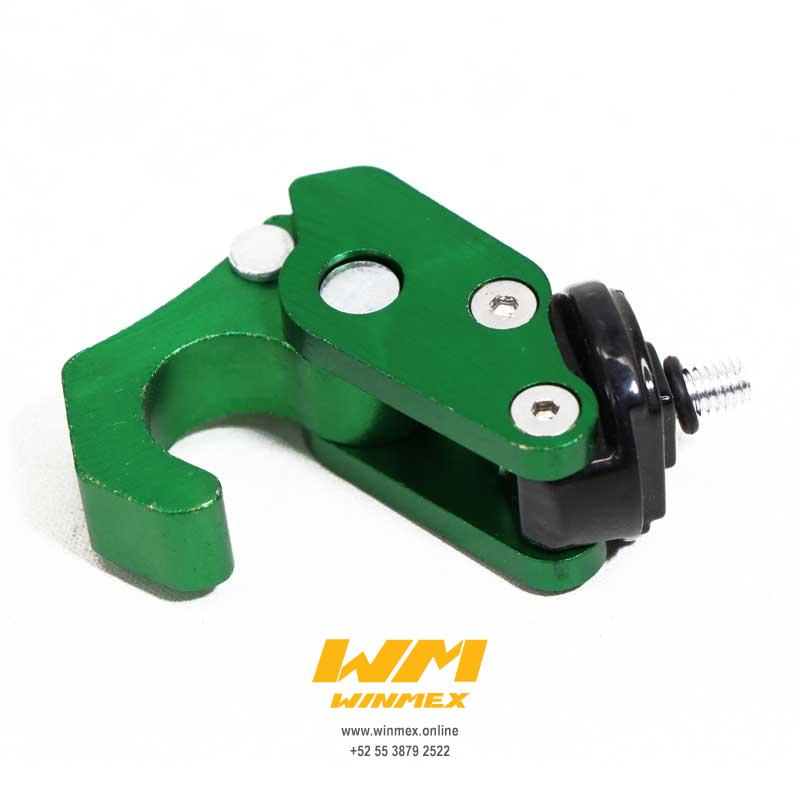 GANCHO PARA CASCO EN ALUMINIO VERDE